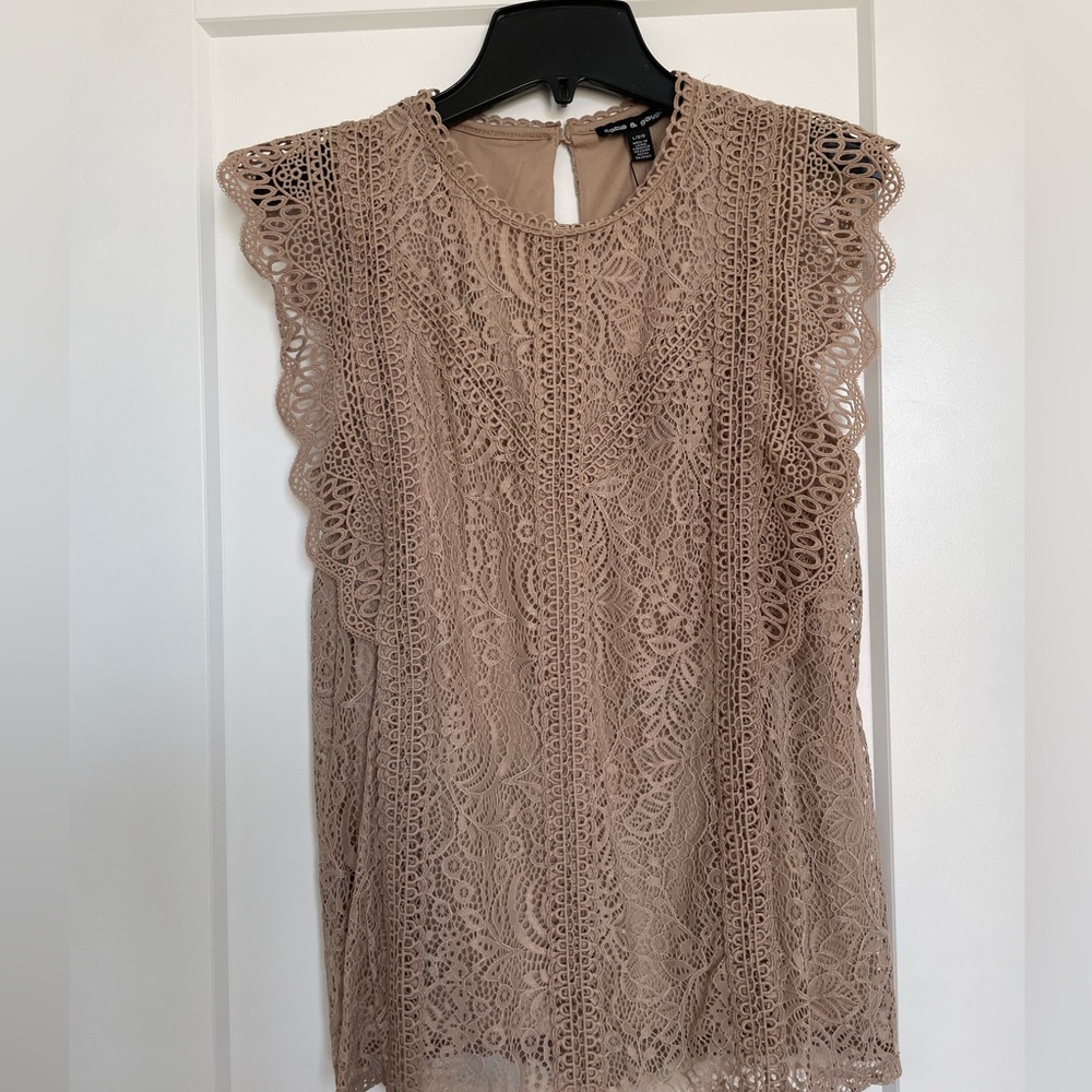 Cable & Gauge Lace Blouse - Beige